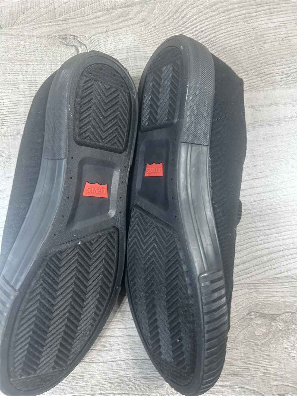 Levi's Men's Black Canvas Low-Top Sneakers with Red Accents Size 12 - Picture 6 of 7